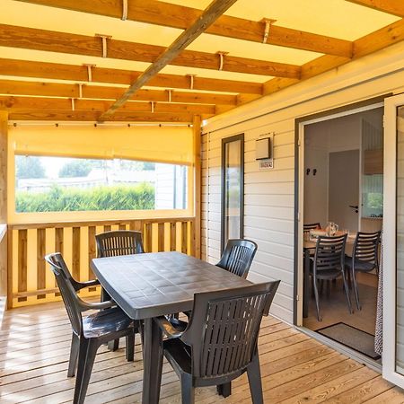 Camping L'Ile Aux Oiseaux Exterior foto